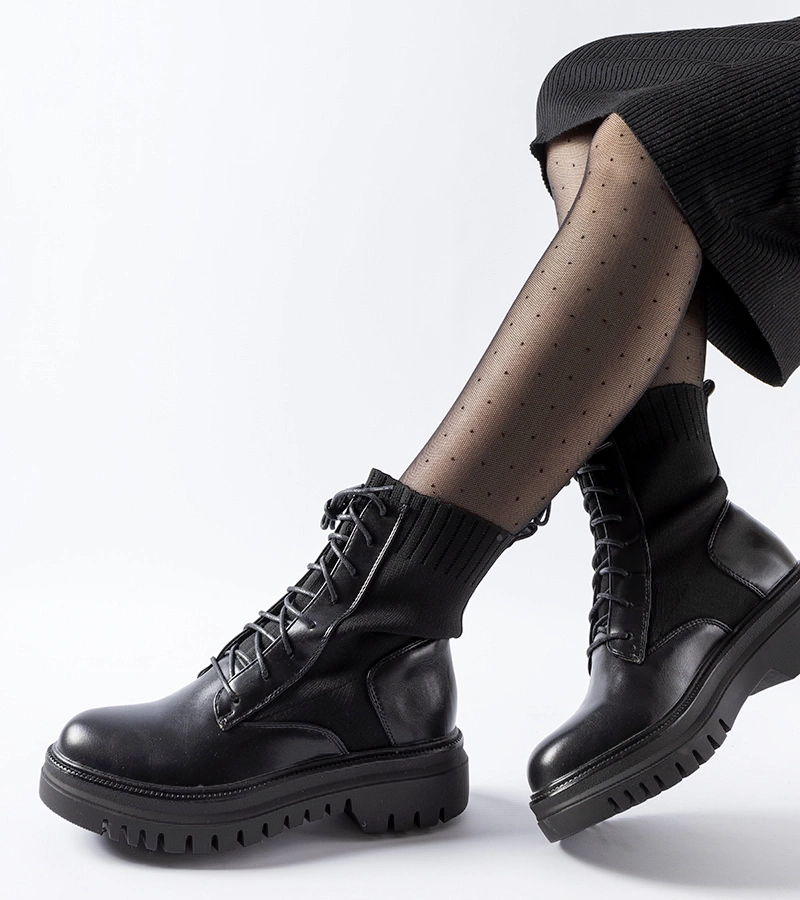 Černé ponožkové masivní workery Perticara