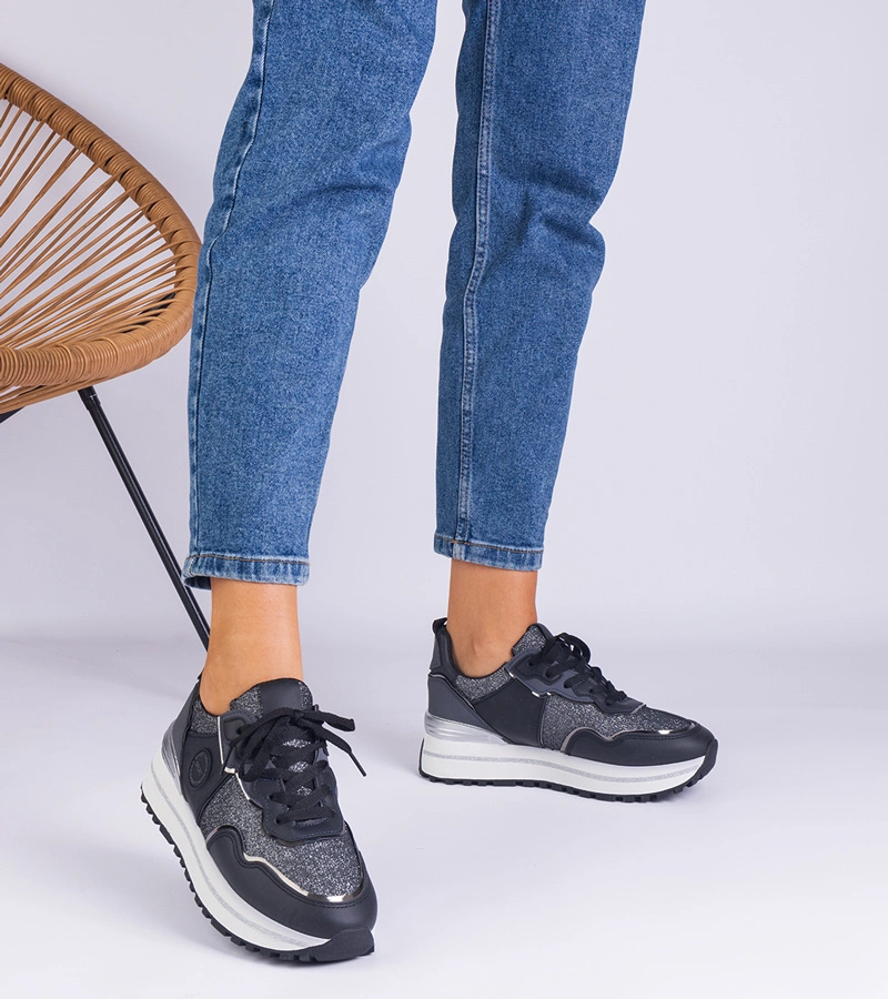 Dámské černé tenisky zdobené třpytkami Nemeles