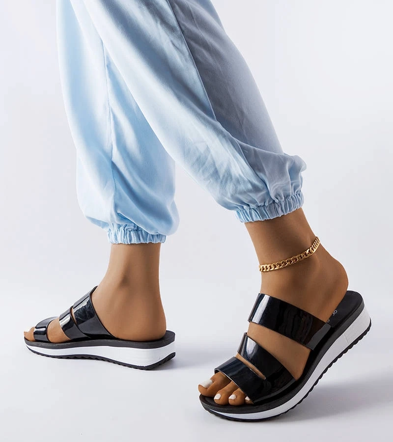 Černé žabky laker od Tilde