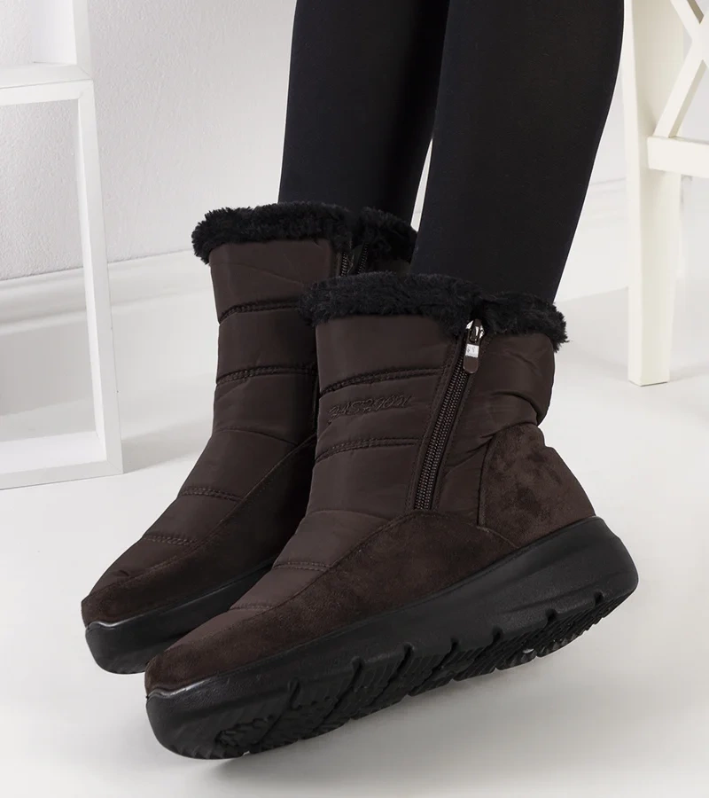 Hnědé prošívané sněhule od Azmarin