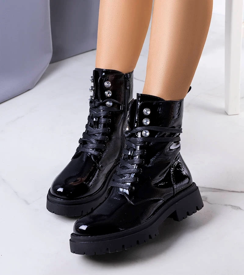 Černě lakovaný boty Kenzie