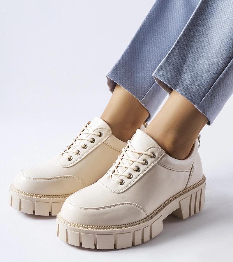 Bežové elegantní klasické polobotky Severino