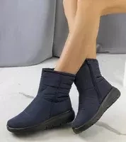 Námořnická modrá