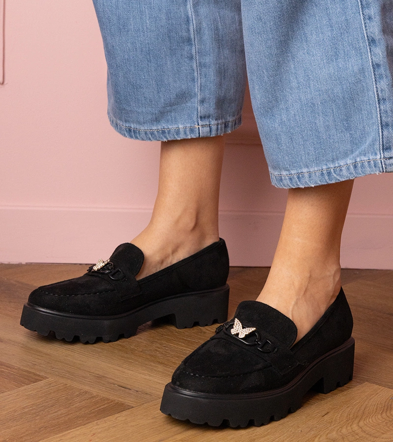 Černé dámské mokasíny s motýlkem z kamínků Mokka