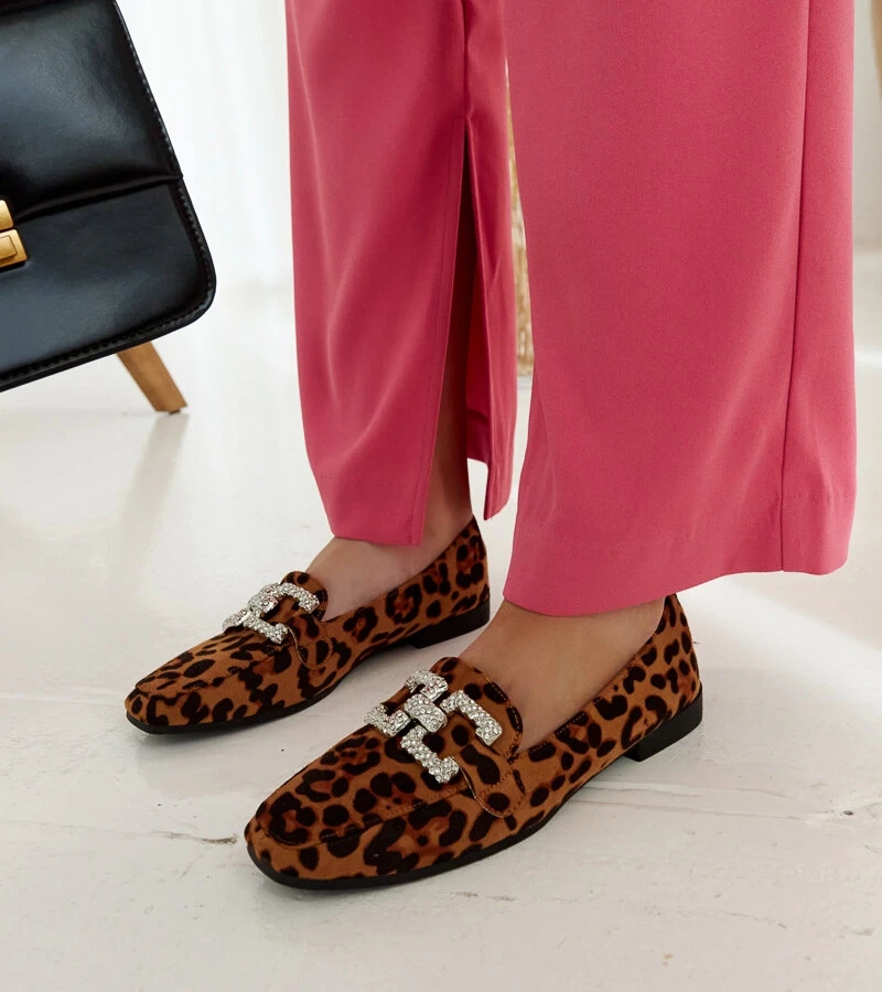 Panterové mokasíny zdobené zirkony od Sanny