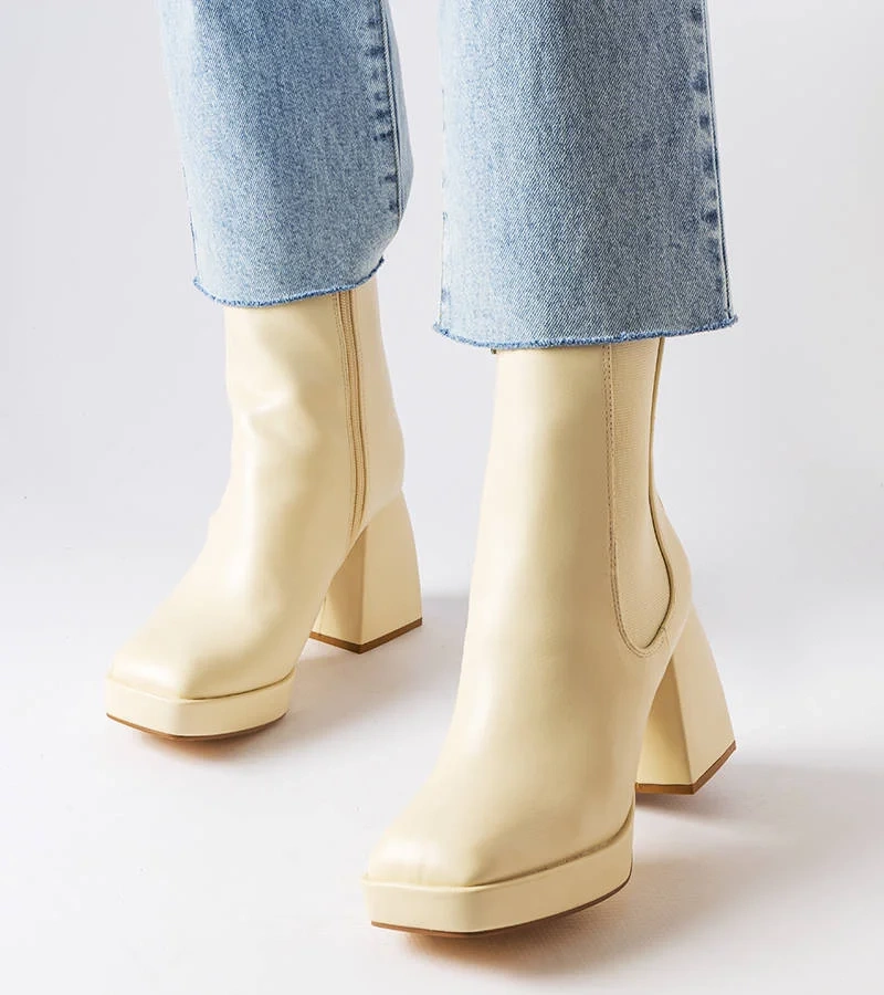 Béžové boty s pevným sloupkem Watson