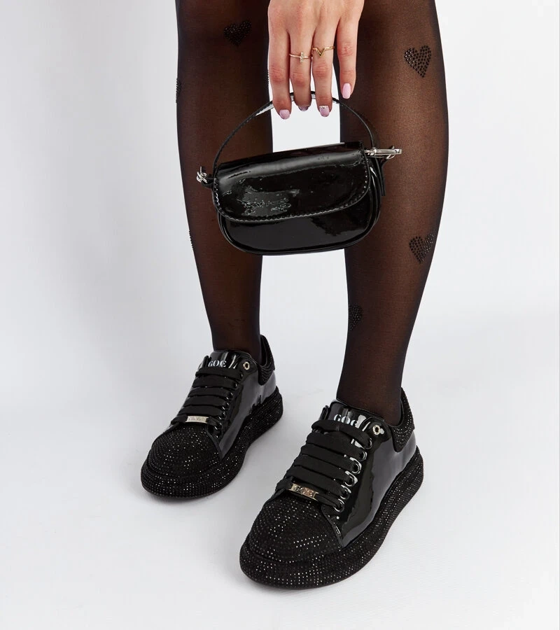 Černé tenisky se zirkony GOE NN2N4010