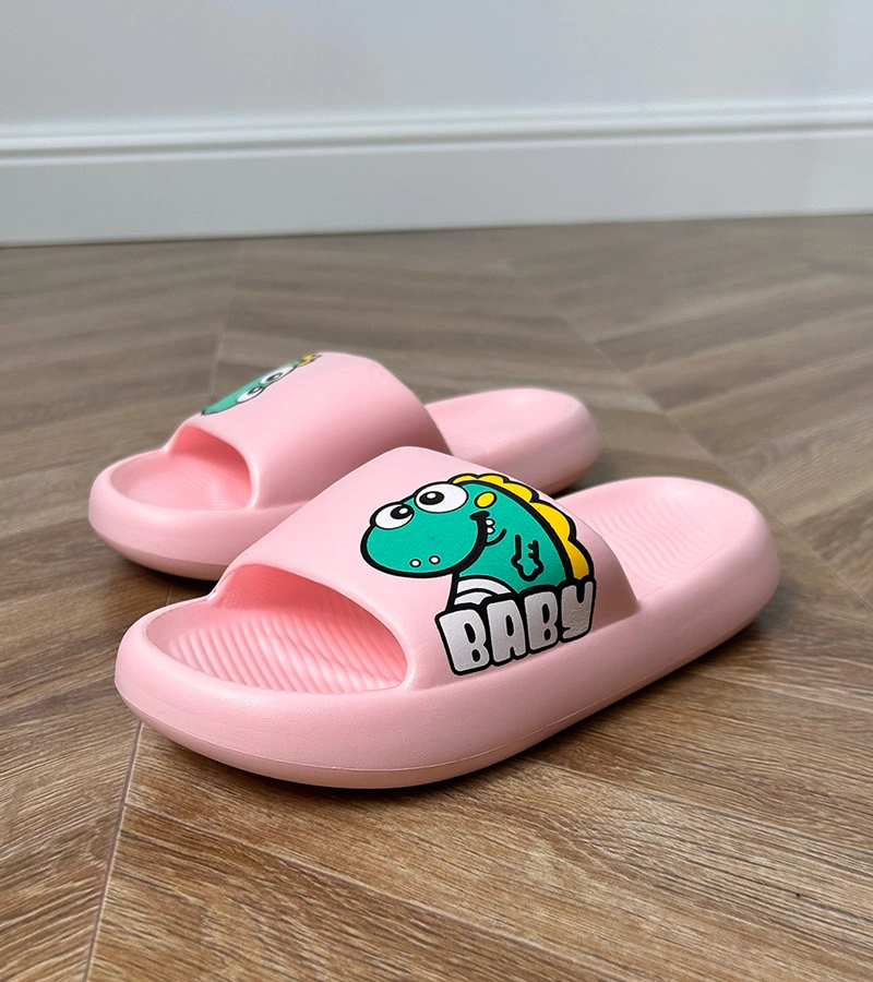 Růžové dětské pantofle s potiskem Milos