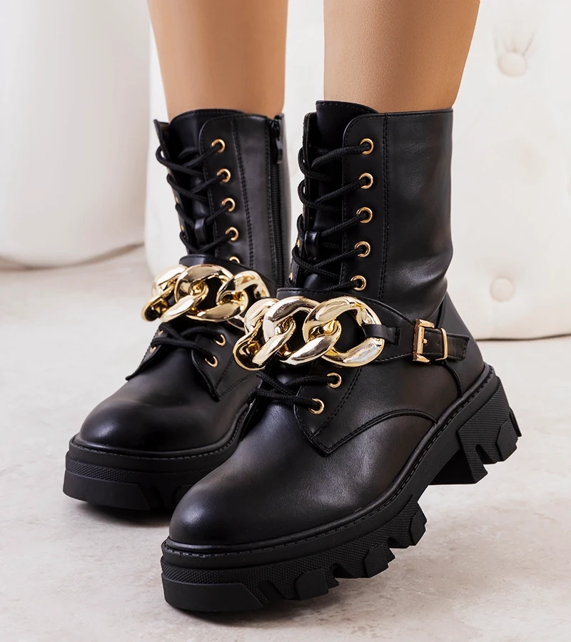 Černá boty s řetězem Laboy