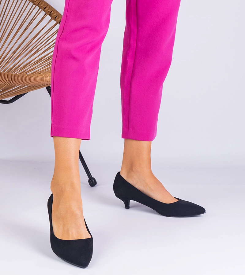 Černé lodičky z ekosemiše na nízkém podpatku Reimona