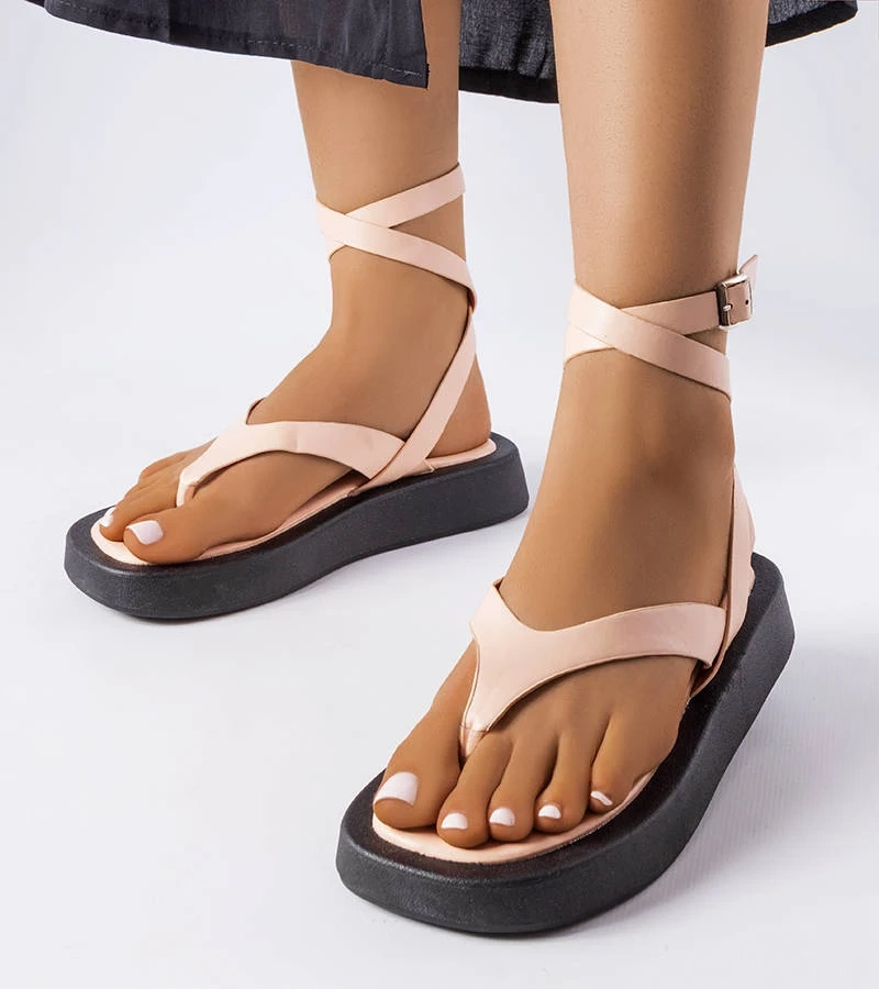 Béžové sandály na platformě Salt