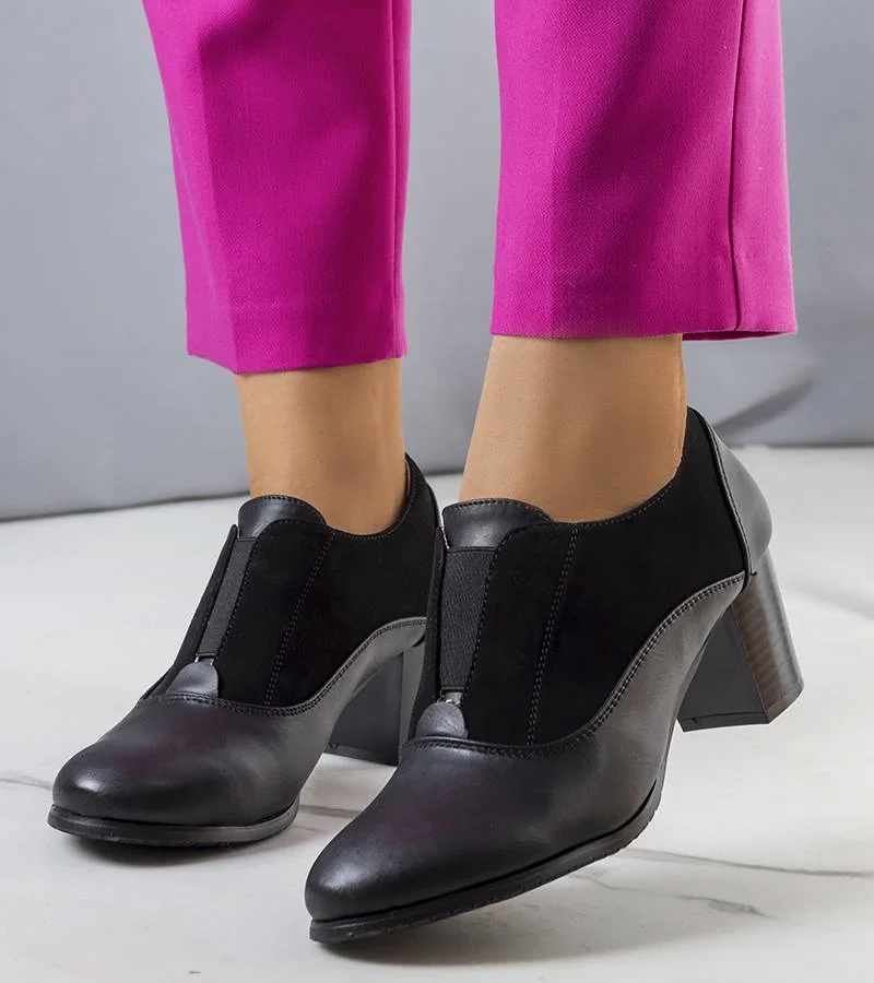 Černé jehlové podpatky Corder