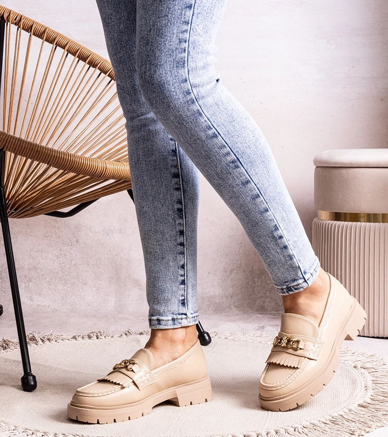 Bežové polobotky se zlatou sponou Anielania