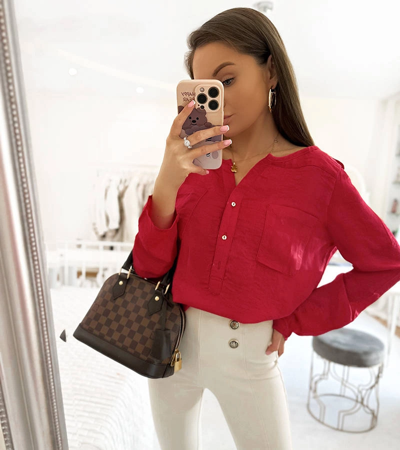 Růžová halenka volného střihu značky Clairs