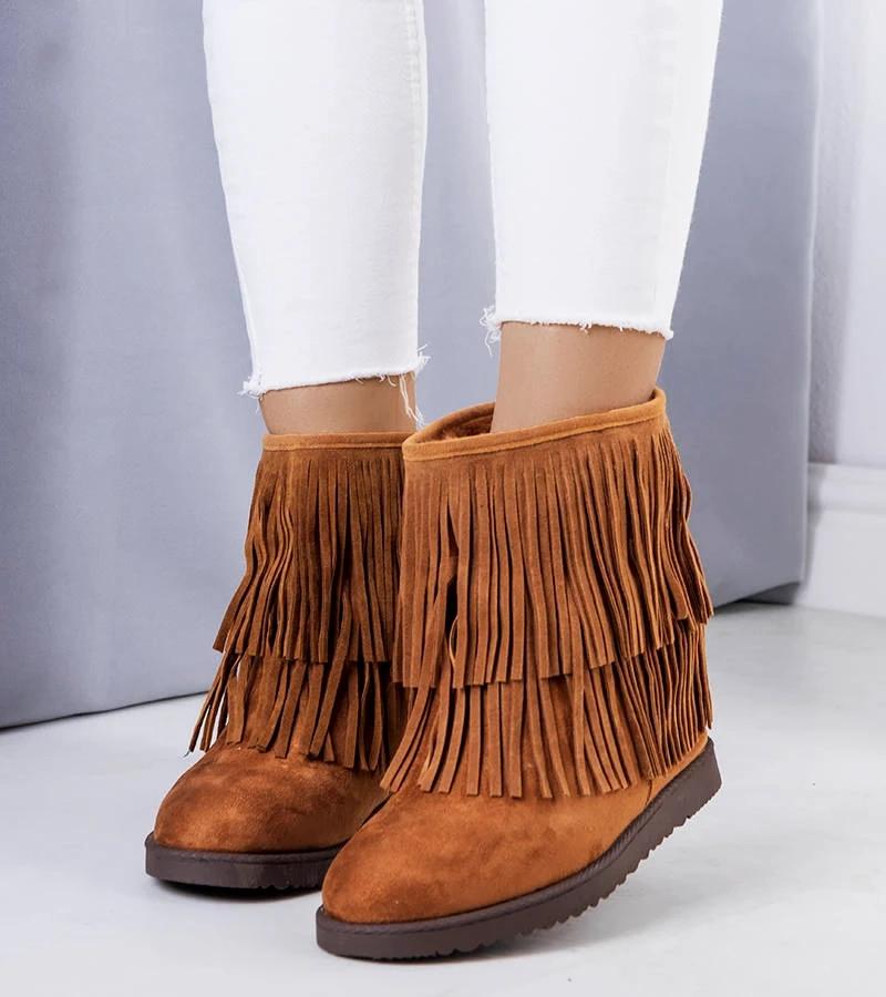 Hnědé boty Rivière s třásněmi a podpatky