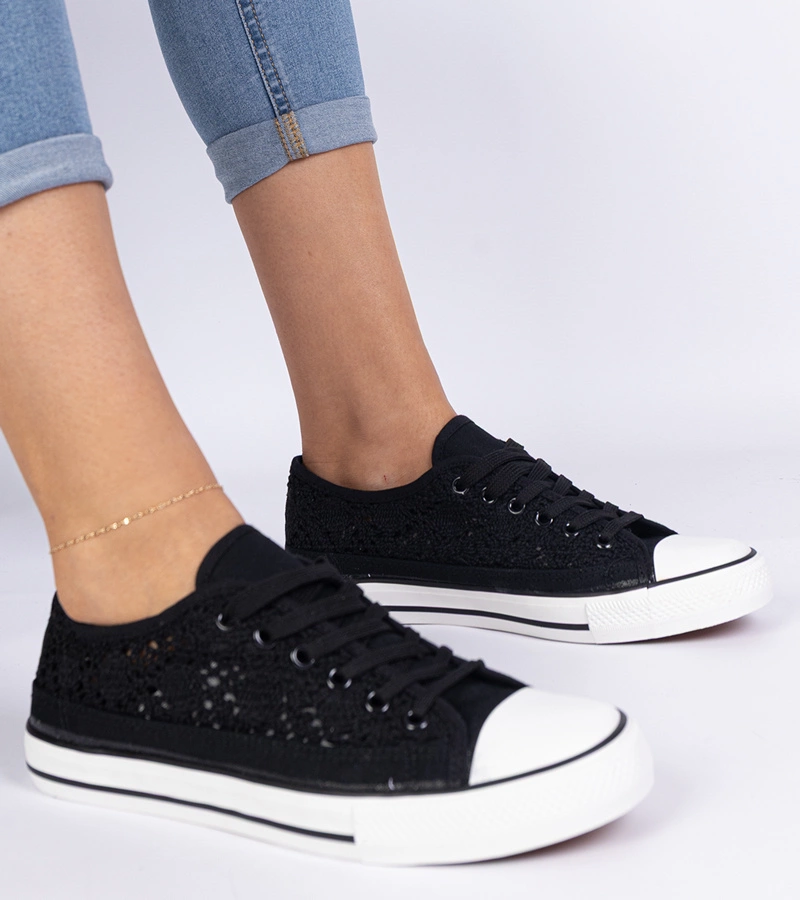 Černé dámské děrované tenisky Saha