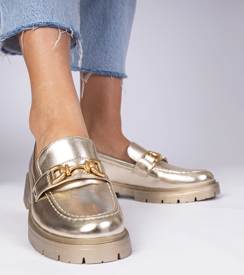 Zlaté elegantní mokasíny z eko kůže Danetti