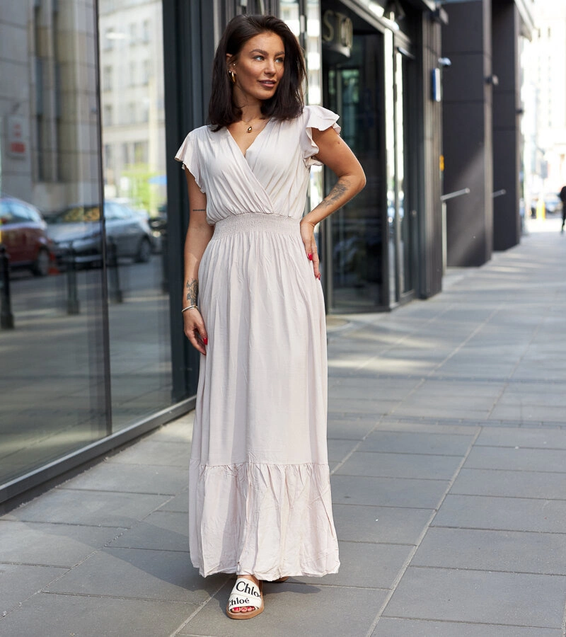 Bežové maxi šaty s růžky od Goffreda