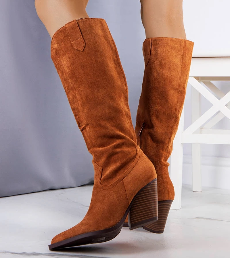 Ezer hnědé zateplené kovbojské boty