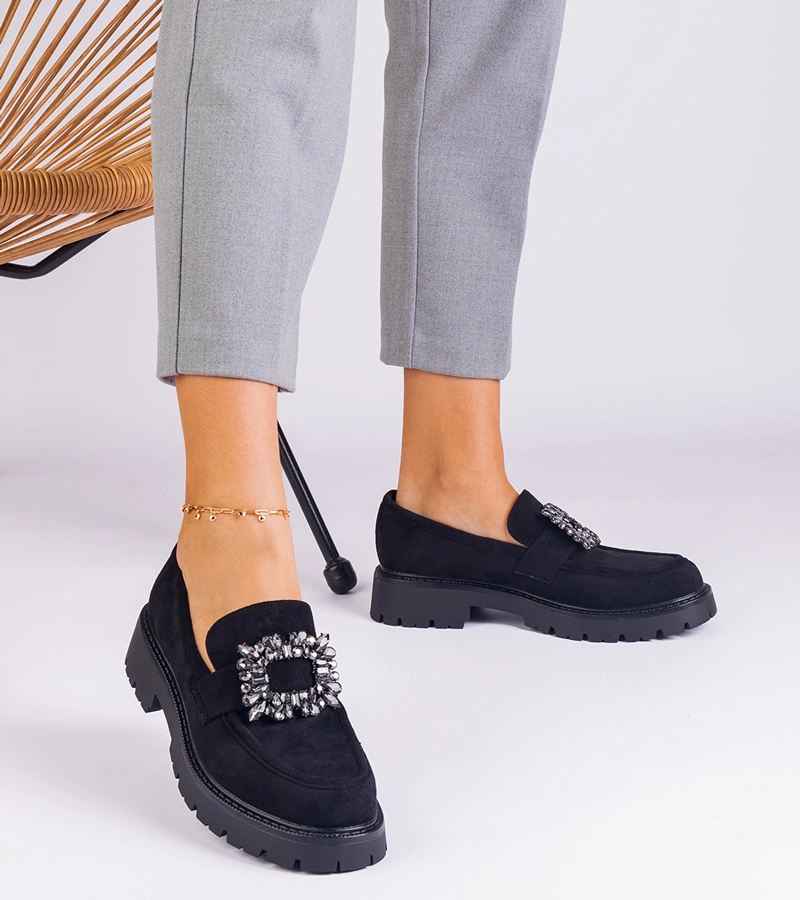 Černé dámské mokasíny z ekozamuše s elegantní ozdobou Peletino