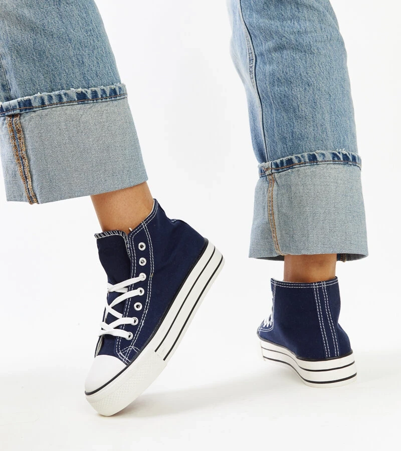 Granátové vysoké tenisky na tlusté podrážce Bagy