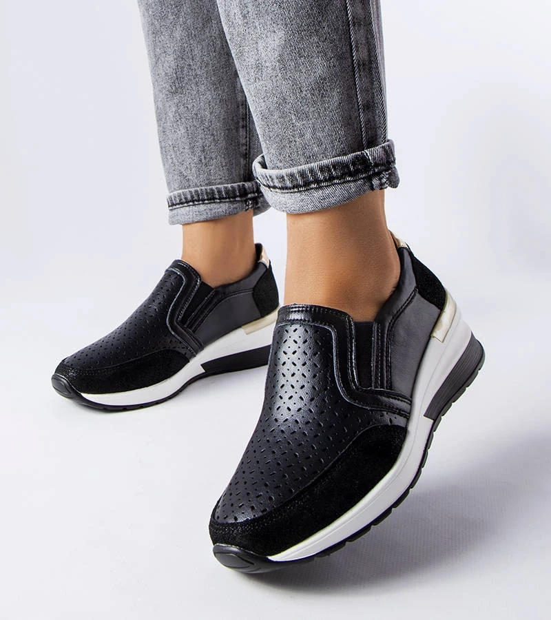 Černé ažurové tenisky s podpatky Vernon