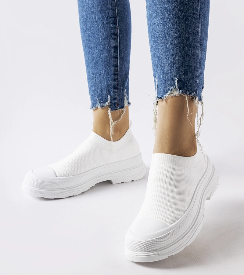 Bílé slip-on tenisky na platformě Baratili