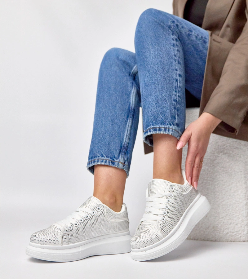 Bílé tenisky na platformě zdobené kamínky Rosalie