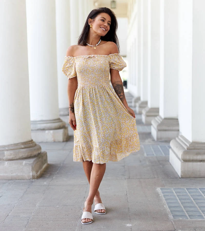 Astolfa žluté květinové šaty