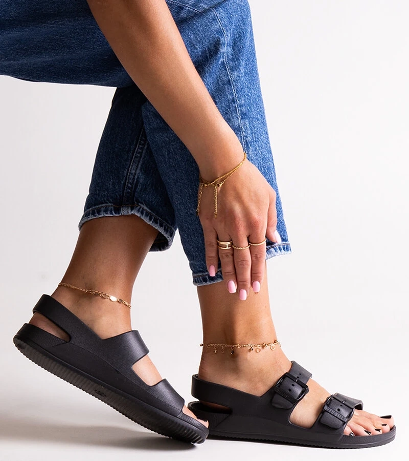 Černé sandály Big Star LL274745