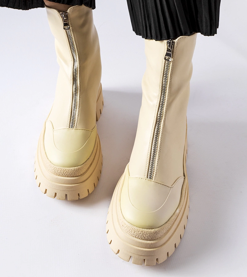 Béžové pevné boty na zip Bergamo