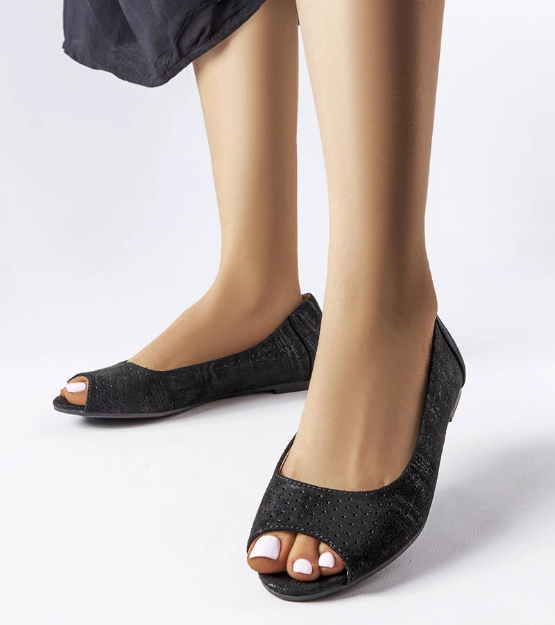 Černé ažurové baleríny Lavoie