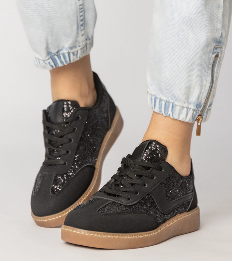 Černé dámské tenisky zdobené brokátem Likana