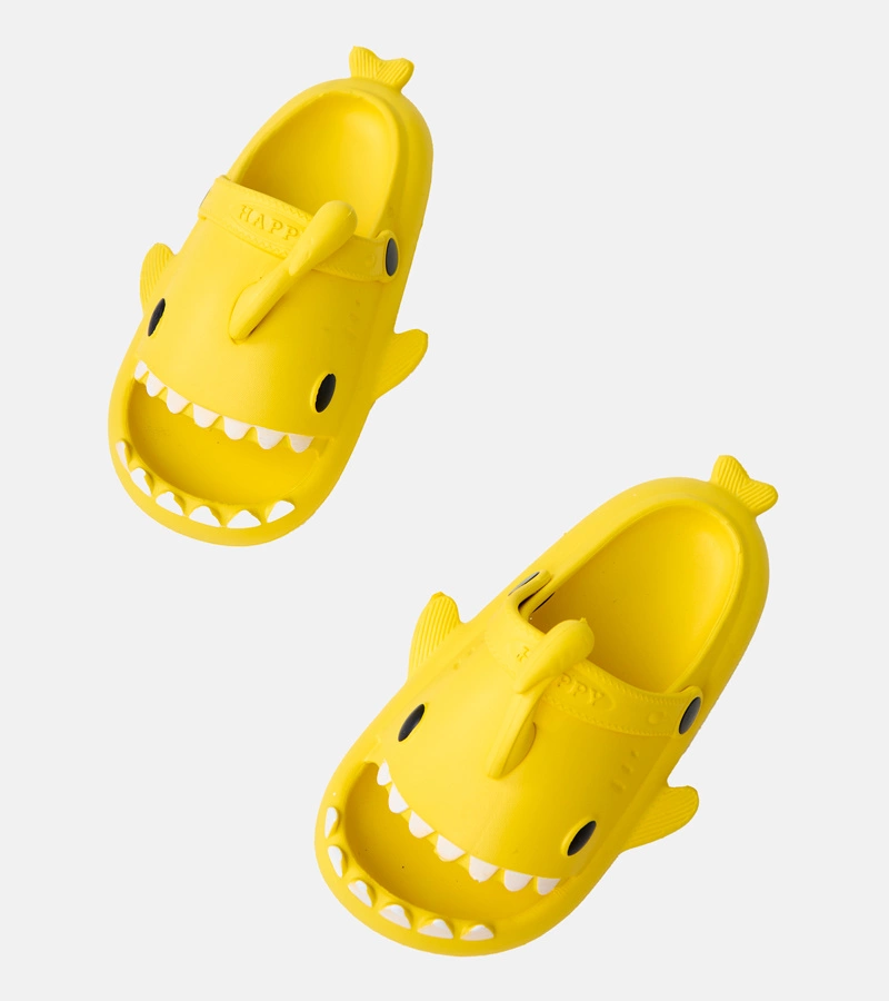 Žluté dětské pantofle s motivem žraloka Tossi