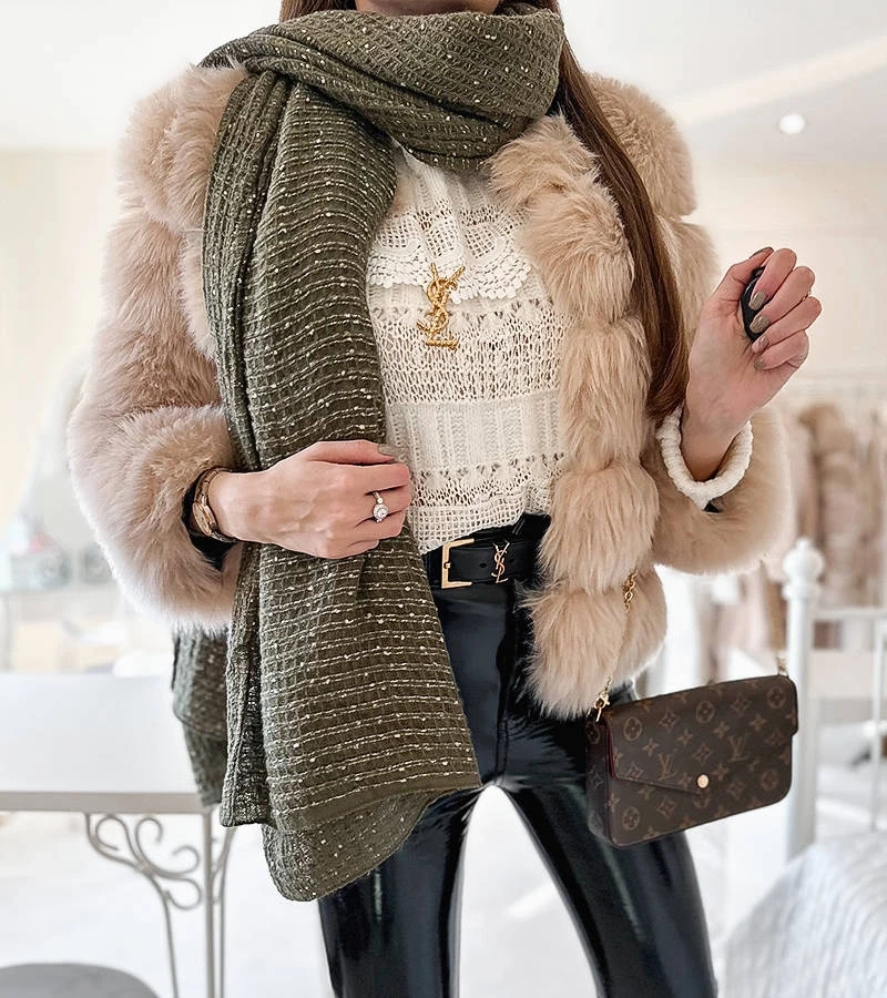 Šedý puntíkovaný šátek Khalil