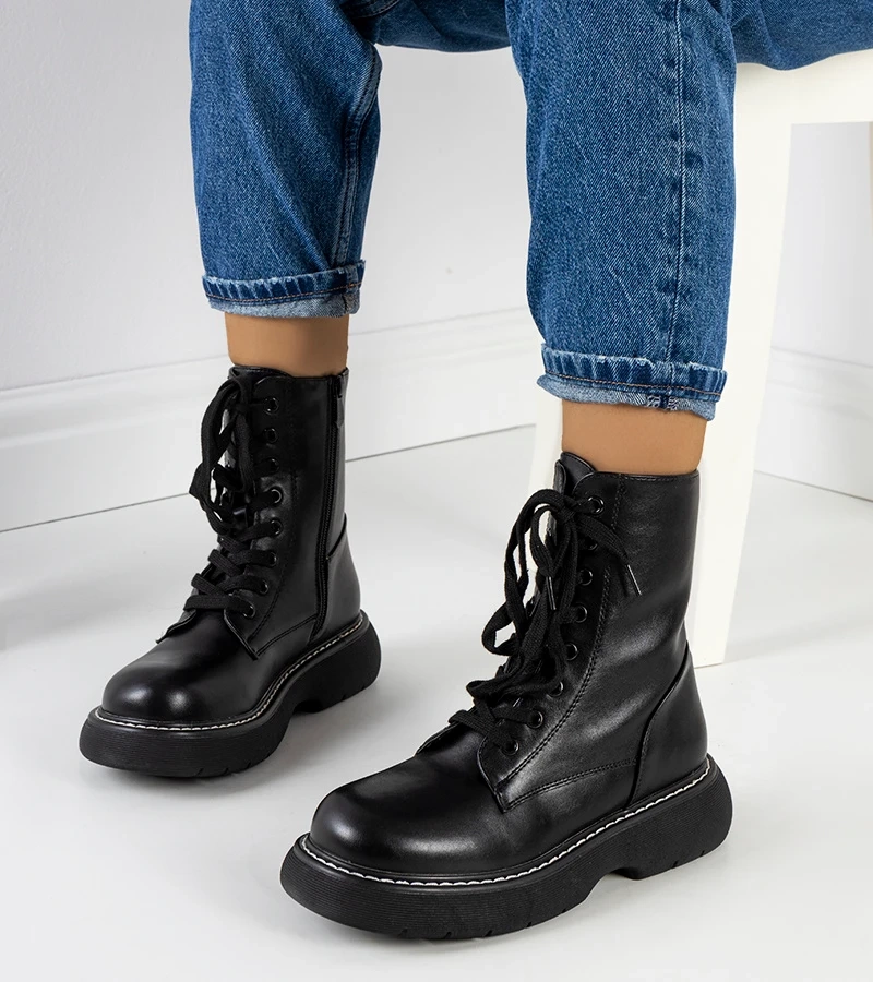 Black boty Myrefall glans