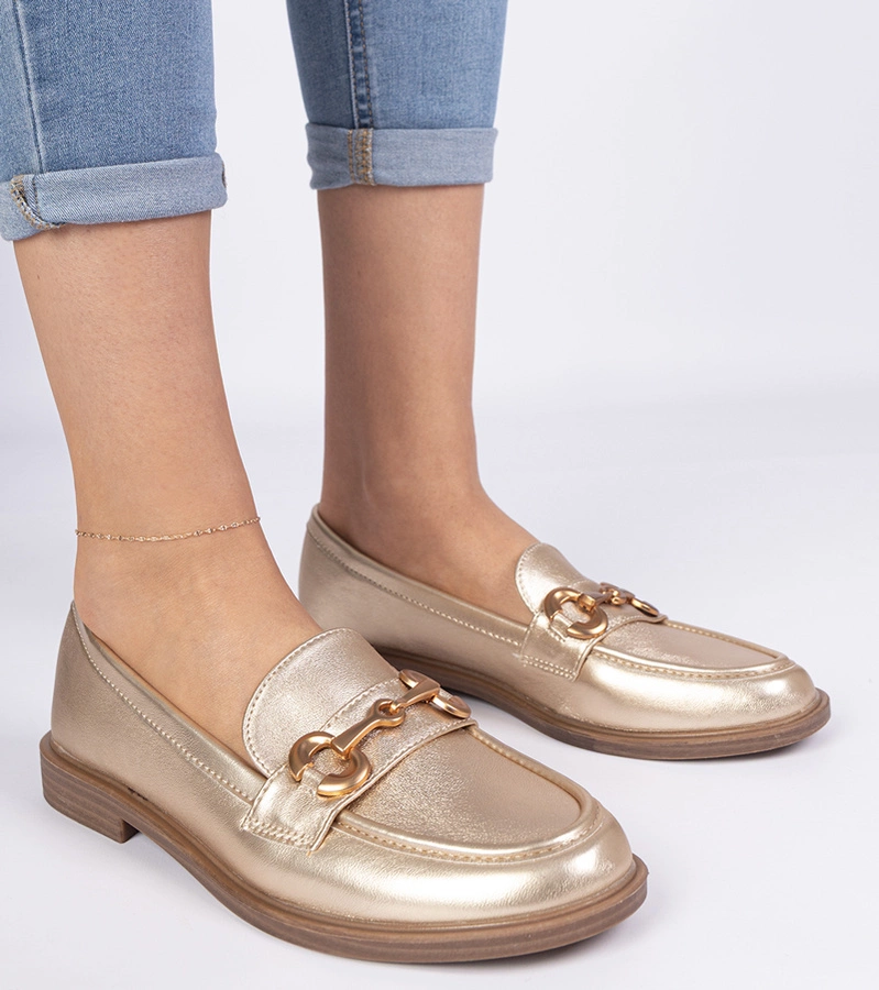 Dámské zlaté mokasíny se zlatou ozdobou Selanos
