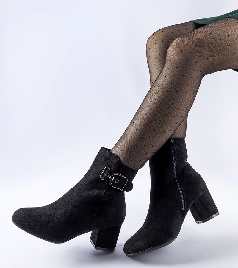 Černé kozačky na nízkém podpatku eko-zamše Nemaha