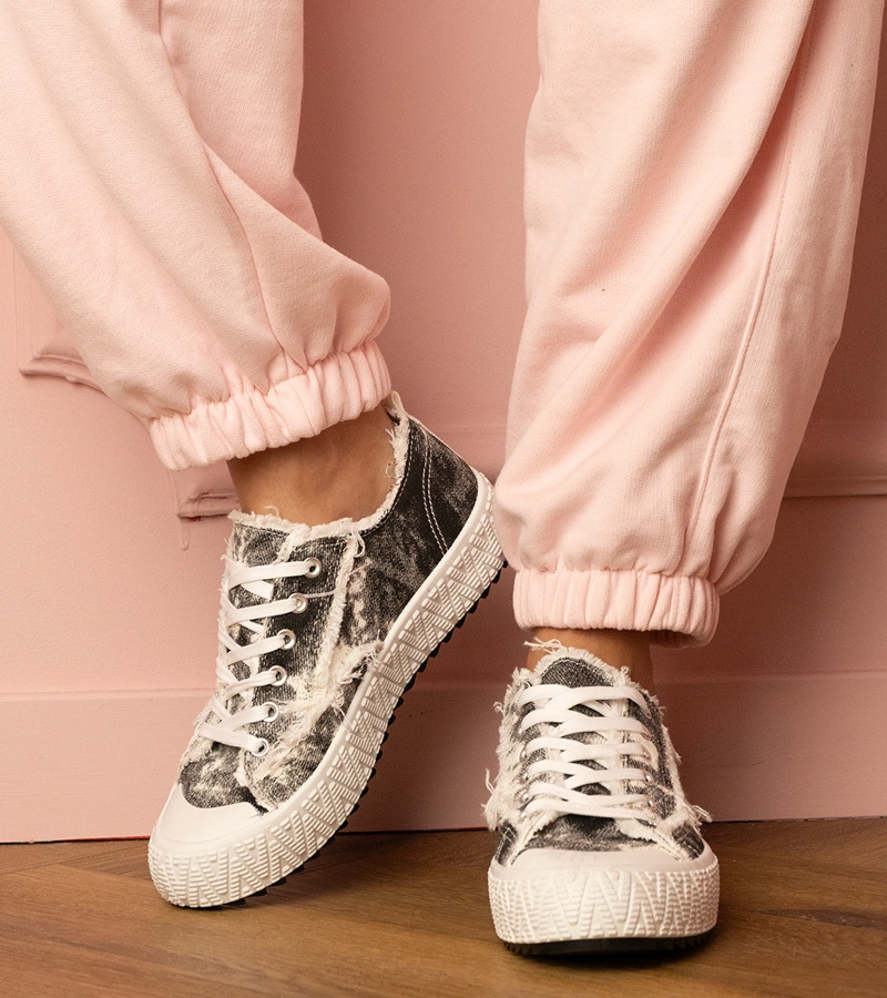 Černé dámské tenisky sportovní Bellina