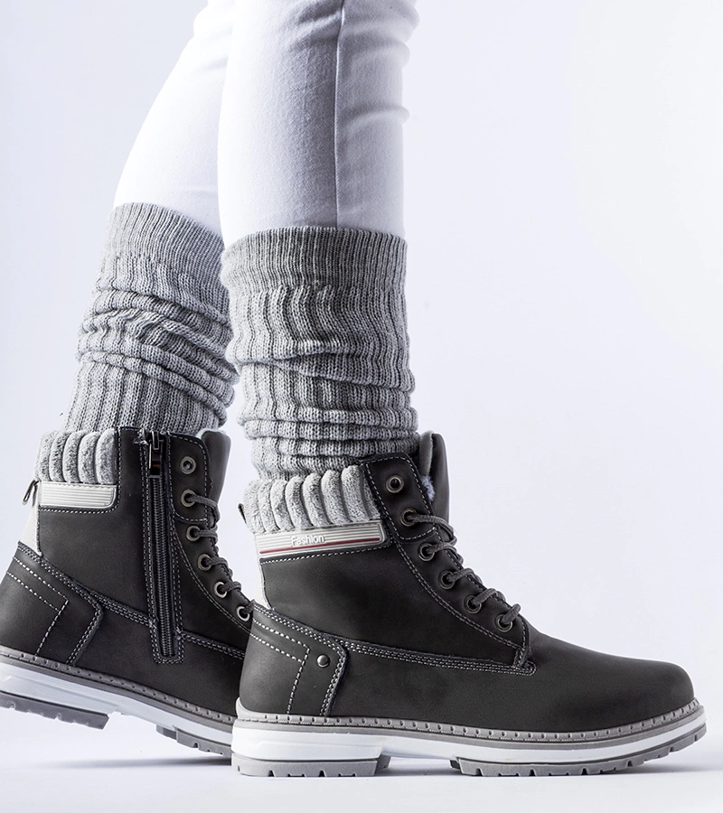 Šedé zateplené traperky Perillard