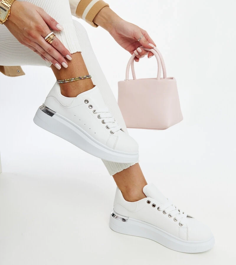 Bílé sportovní boty Meriana