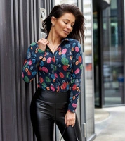 Námořnická modrá || Vícebarevné