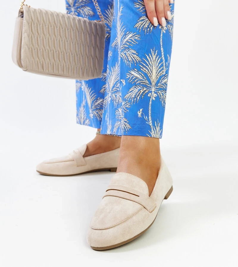 Světle béžové mokasíny z eko semišu Hennie