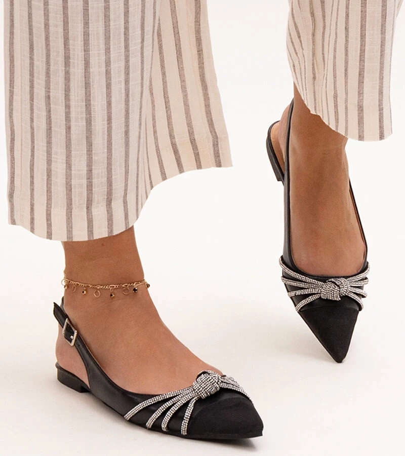 Baleríny s špičatou špičkou a zirkony od Sellar