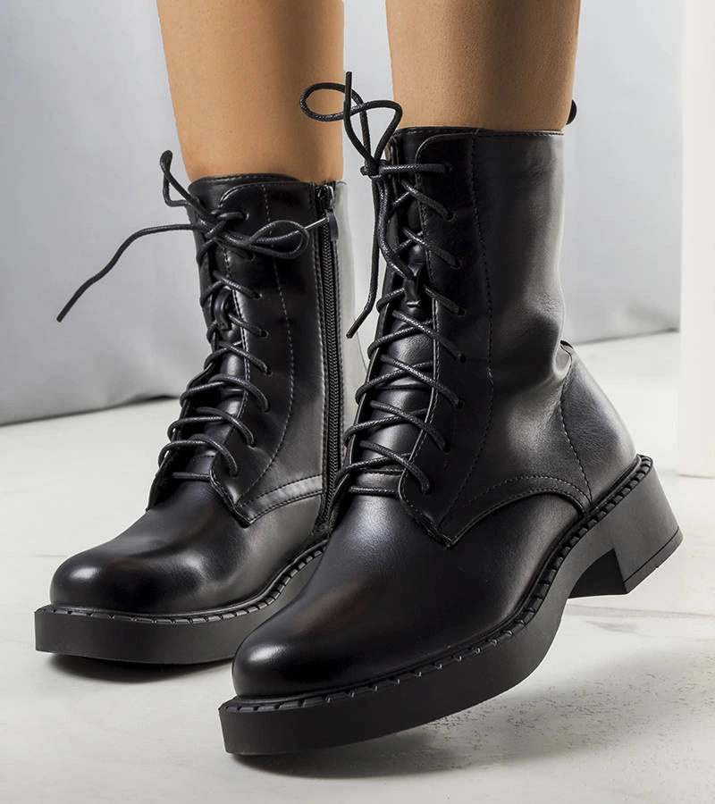 Černé zateplené traperské boty Ildar