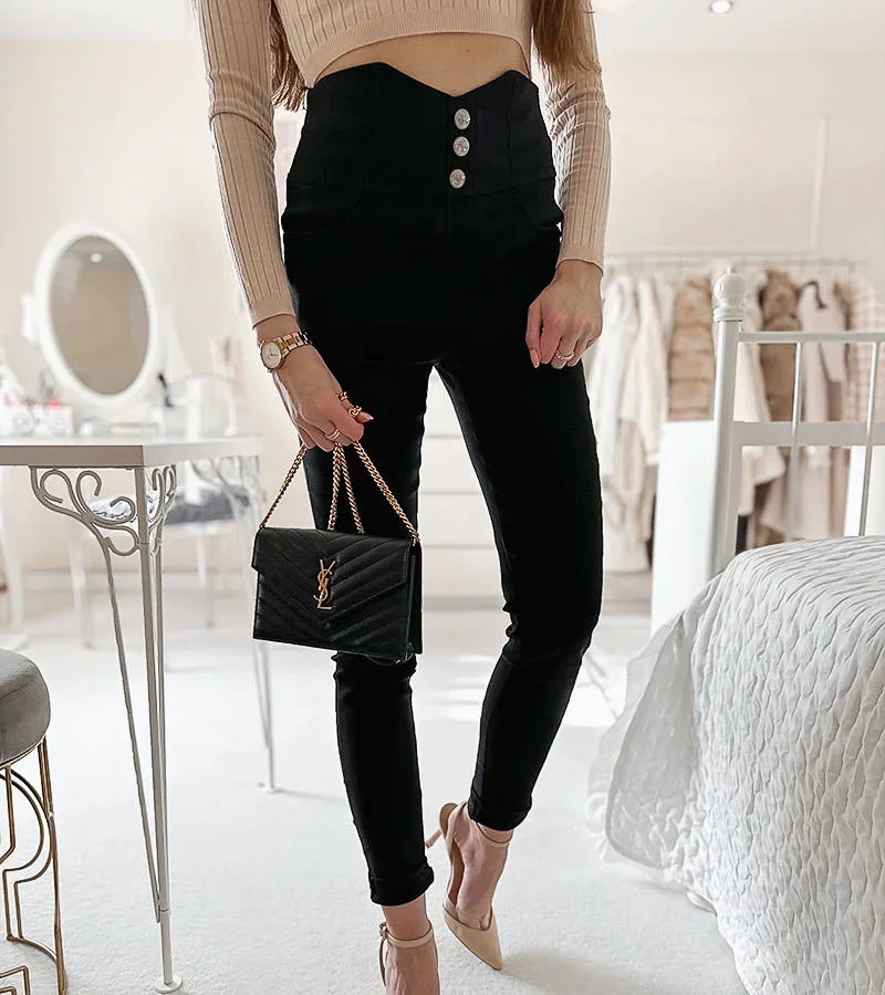 Černé legíny zdobené knoflíky Cupello