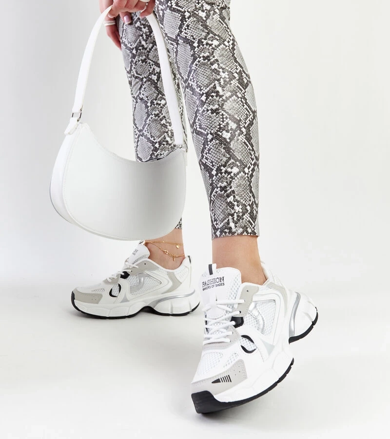 Bílé tenisky na masivní podrážce Jakobine