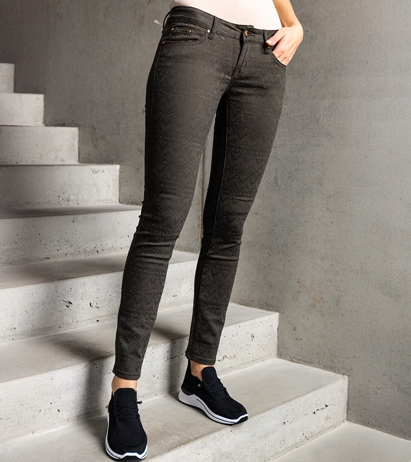 Grafitové kalhoty s nízkým pasem od Miramona