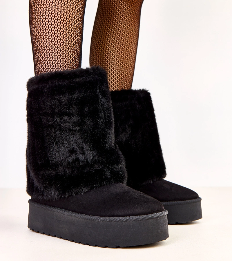 Černé sněhule na platformě s kožíškovým svrškem Leda