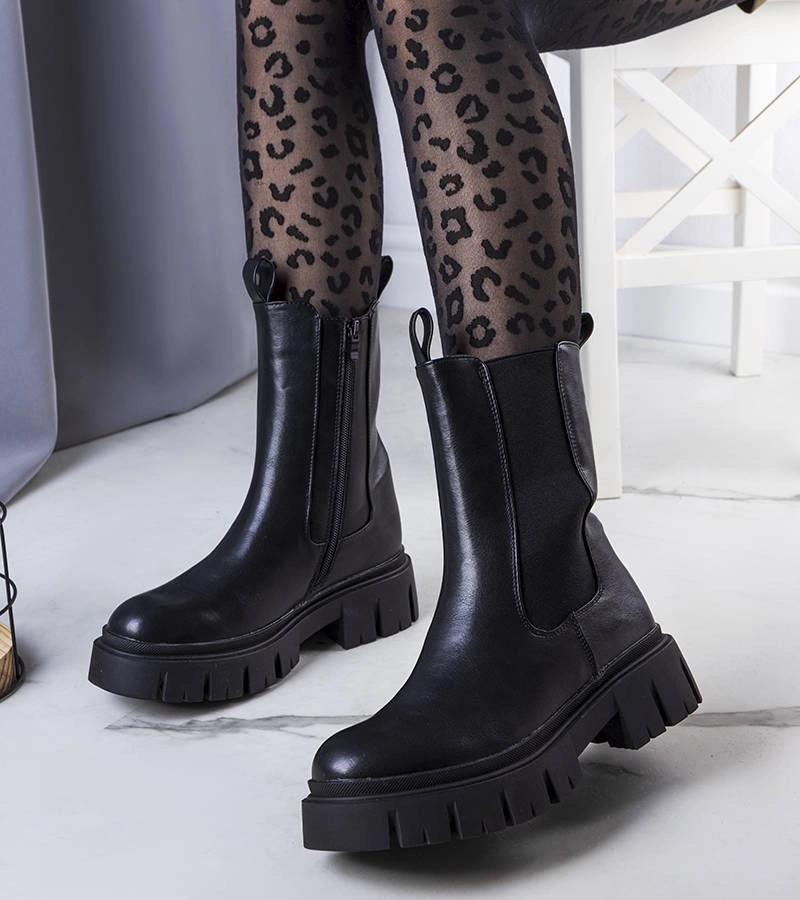 Černá boty na pevné podrážce Kaydence